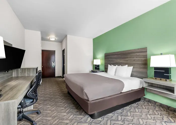 Quality Inn & Suites Salt Lake City Airport West